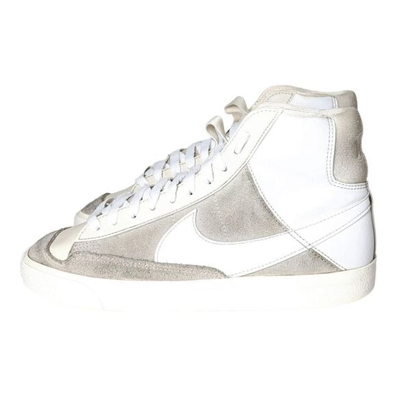 NIKE Blazer Mid '77 GS 'Dance - Summit White' Sneakers Size 6Y - Picture 2 of 9